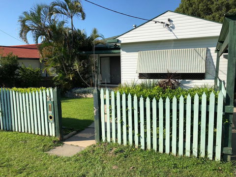 Jean Street Home Away From Home - Accommodation ACT 0