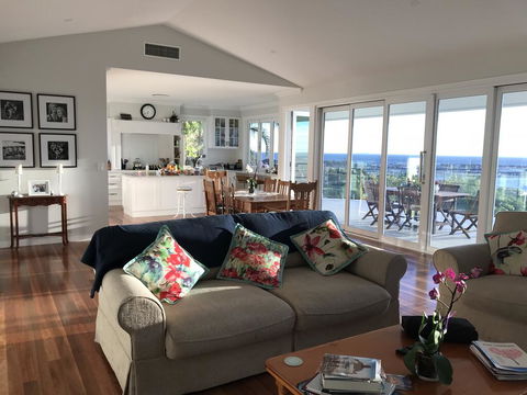 Jetty Beach Splendour Apartment - Accommodation ACT 1