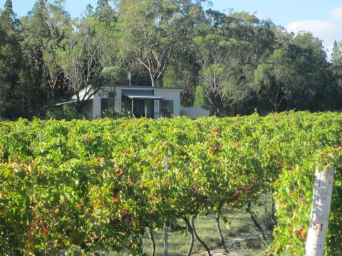 Just Red Wines Cabins - Accommodation ACT 0