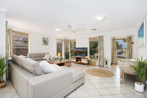 Kailani Beach House - Accommodation ACT 3