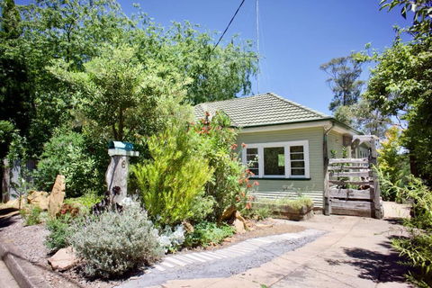 Katoomba Falls Cottage - Accommodation ACT 1