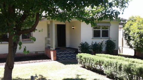 Kenna Cottage - Accommodation ACT 0