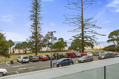 KINGSCLIFF NOR NOR EAST 101 ON MARINE PARADE - Accommodation ACT 1