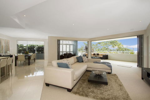 KINGSCLIFF OCEAN VIEW TERRACE BY THE FIGTREE 5 - Accommodation ACT 0