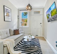 KOZYGURU SYDNEY CBD DARLINGHURST SPLIT LEVEL 2 BEDROOM TOWNHOUSE NDA023 - Accommodation ACT