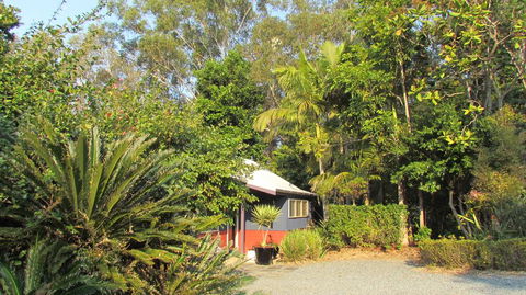Lake Russell Lakeside Retreat - Accommodation ACT 1