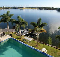 Lakehouse Family Oasis by Getastay - Accommodation ACT