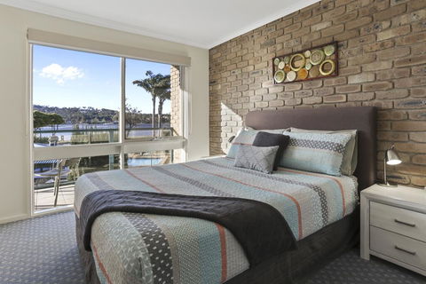 Lakeside Holiday Apartments Merimbula - Accommodation ACT 2