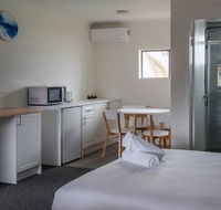 Lakeside Inn - Accommodation ACT