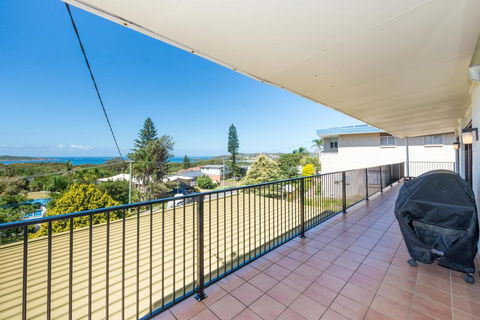 Lentara St 12 - Fingal Bay - Accommodation ACT 0