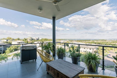 Luxury & Location - Sea Views With Modern Class ! - Accommodation ACT 1
