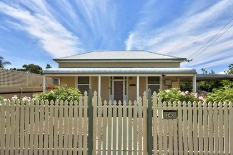 Maeville Cottage - Accommodation ACT 0