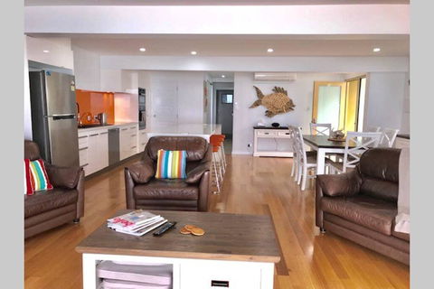 Magic Beach - Accommodation ACT 2