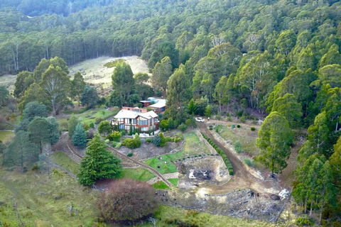 MAGICAL MOUNTAIN RETREAT - 20 Mins To CBD And Only 10 To MONA! - Accommodation ACT 1