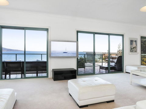 Martha's Villa - Accommodation ACT 1