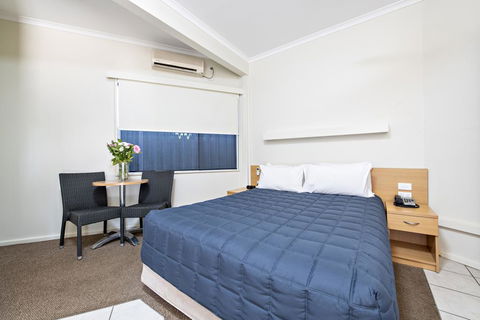 Matilda Motor Inn - Accommodation ACT 2
