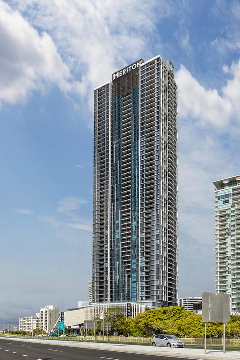 Meriton Suites Southport - Accommodation ACT 3