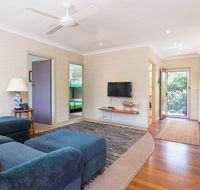 Middles - Villa Manyana 02 - Accommodation ACT