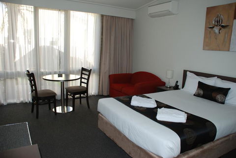 Mitchell On Main - Accommodation ACT 1