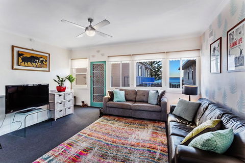 Moana Blue, Unit 3/87 Shoal Bay Road - Accommodation ACT 2