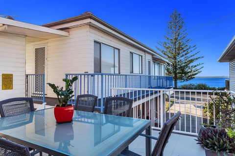 Moana Blue, Unit 3/87 Shoal Bay Road - Accommodation ACT 1