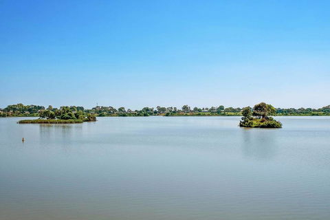 Moments On The Water - Accommodation ACT 2