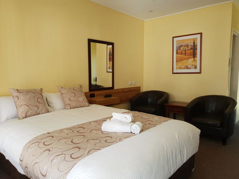 Moon River Motor Inn - Accommodation ACT 2