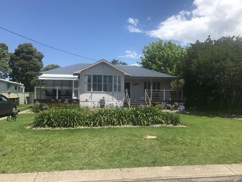 Moruya Holiday House - Accommodation ACT 1