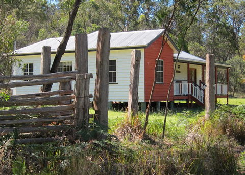 Neds Cabin - Accommodation ACT 2
