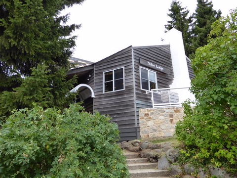 Nelse Lodge - Accommodation ACT 0