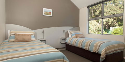 Cosy Corner Sea View Apartments - Accommodation ACT 15