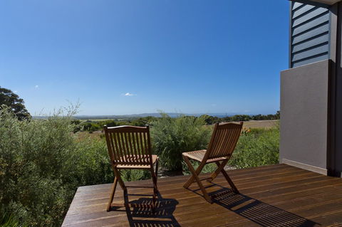 Cosy Corner Sea View Apartments - Accommodation ACT 1