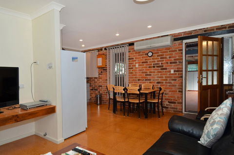Albany Beachside Accommodation - Accommodation ACT 10
