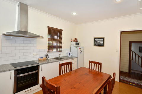 Albany Beachside Accommodation - Accommodation ACT 9