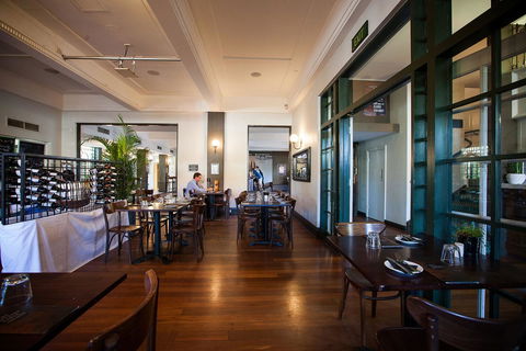Captain Stirling Hotel - Accommodation ACT 44