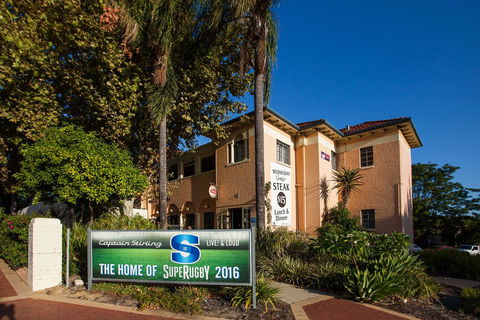 Captain Stirling Hotel - Accommodation ACT 4