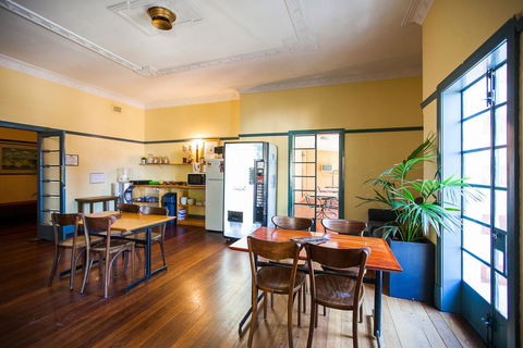 Captain Stirling Hotel - Accommodation ACT 30