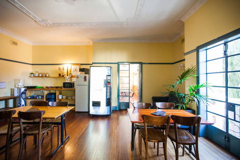 Captain Stirling Hotel - Accommodation ACT 29