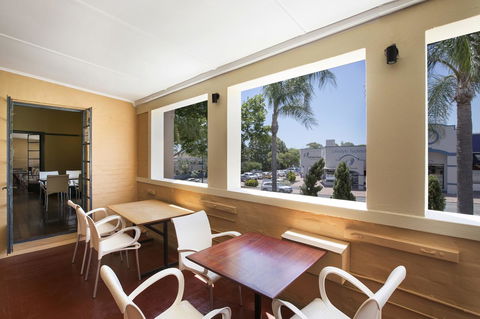 Captain Stirling Hotel - Accommodation ACT 14