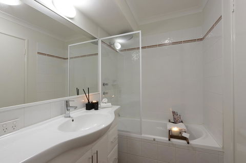Hillarys Marina Apartment - Accommodation ACT 28
