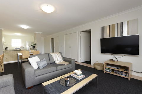 Hillarys Marina Apartment - Accommodation ACT 4