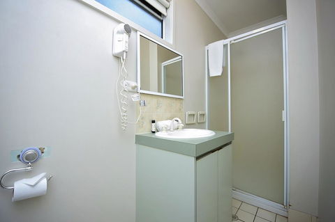 Discovery Parks - Woodman Point - Accommodation ACT 6