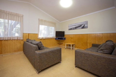 Discovery Parks - Woodman Point - Accommodation ACT 14