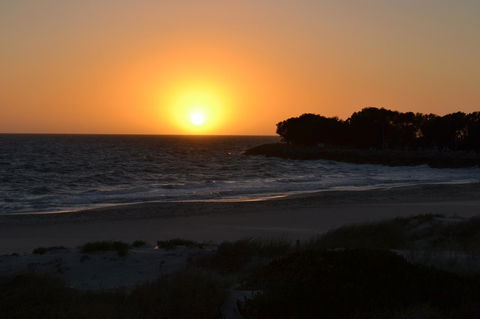 Dunes Scarborough Beach - Accommodation ACT 1