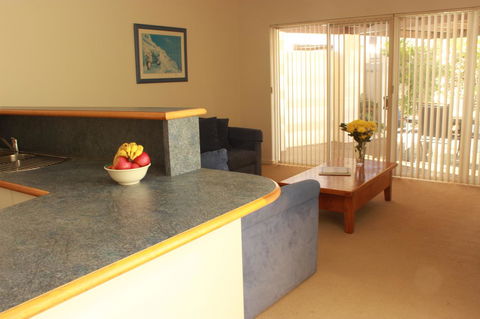 Dunes Scarborough Beach - Accommodation ACT 3