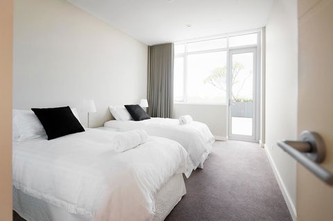 Claremont Quarter Luxury Apartment - Accommodation ACT 4