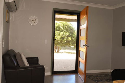 Swan Valley Sisters - Accommodation ACT 17
