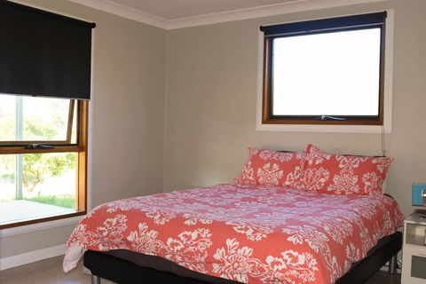 Swan Valley Sisters - Accommodation ACT 18