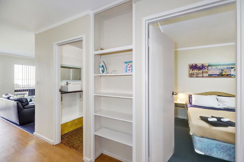 West Beach Lagoon 202 - Quiet & Ground Floor! - Accommodation ACT 10