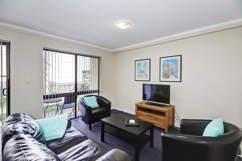 West Beach Lagoon 202 - Quiet & Ground Floor! - Accommodation ACT 12